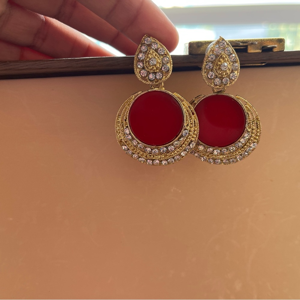 Jewellery - Picture 7 of 13